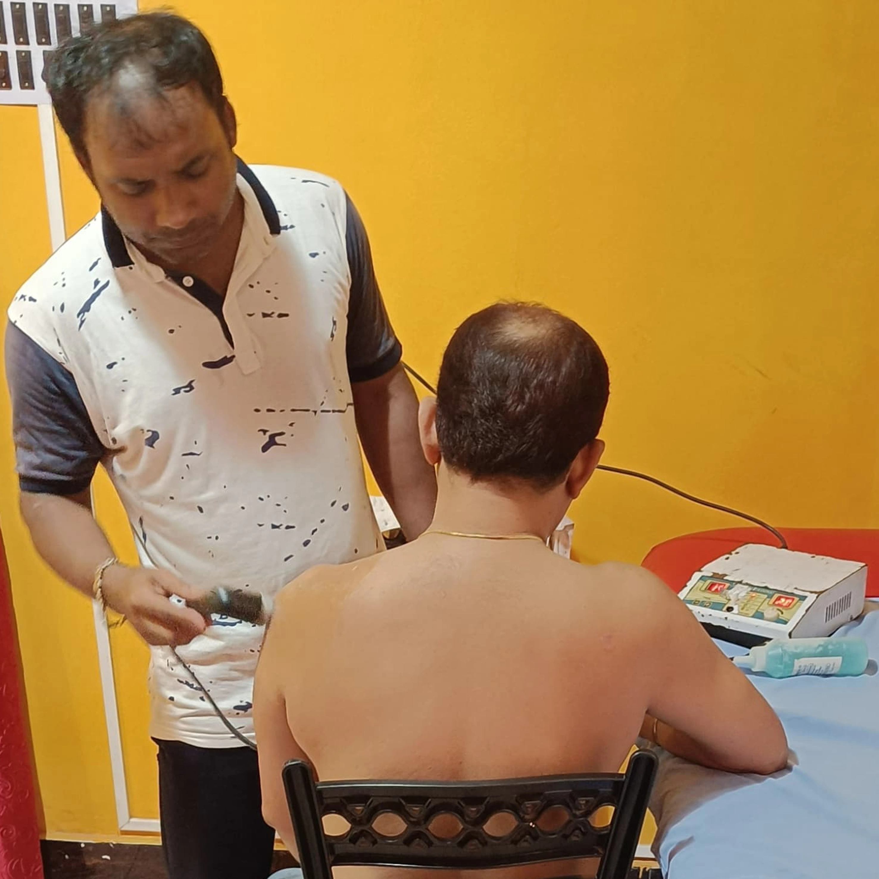 Physiotherapist Mr. Raju Das in Baidyabati 2